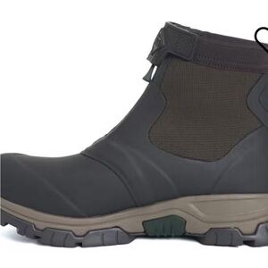 Men's Durable Black and Brown Snow Boots